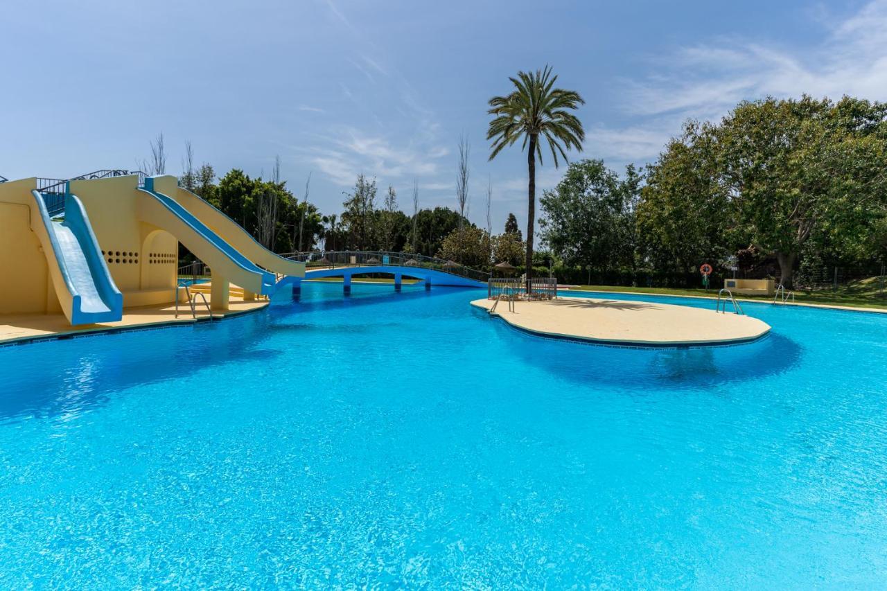 Blonzu Guinea Lägenhet Benalmádena Exteriör bild